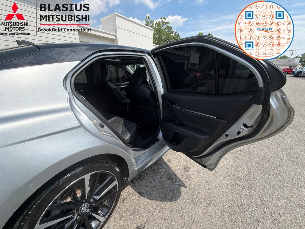 Used 2019 Toyota Camry XSE FWD image 40