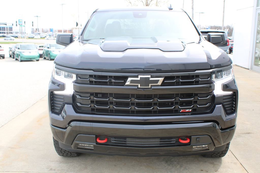 Used 2024 Chevrolet Silverado 1500 LT Trail Boss w/ Protection Package image 2