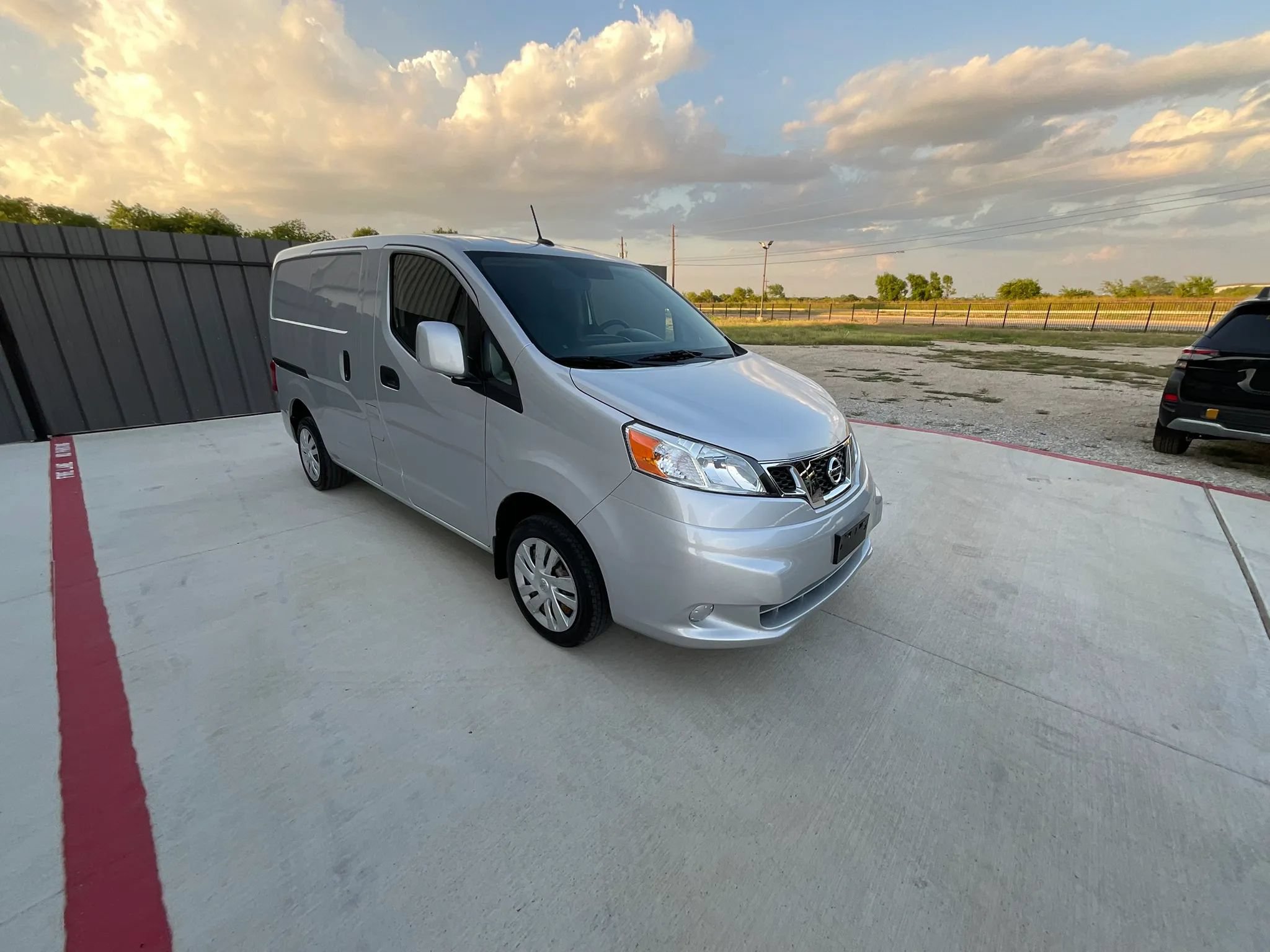 Used 2020 Nissan NV200 SV FWD image 21