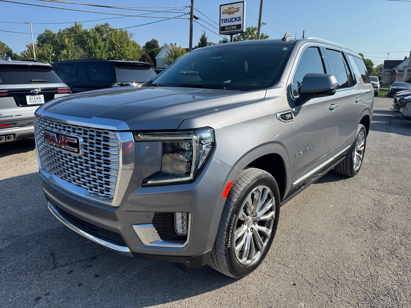 Used 2022 GMC Yukon Denali w/ Max Trailering Package AWD/4WD image 2