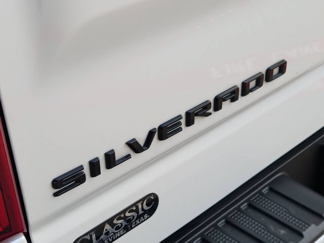 Used 2025 Chevrolet Silverado 1500 High Country w/ High Country Premium Package AWD/4WD image 9