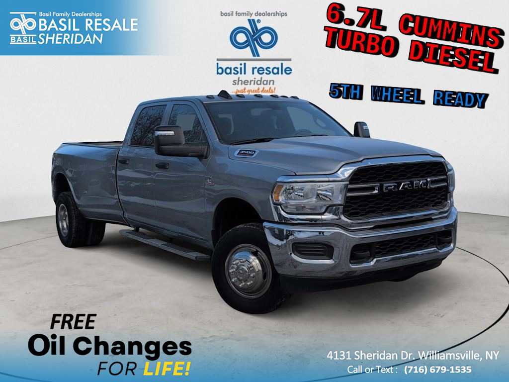 Used 2023 RAM 3500 Tradesman image 1