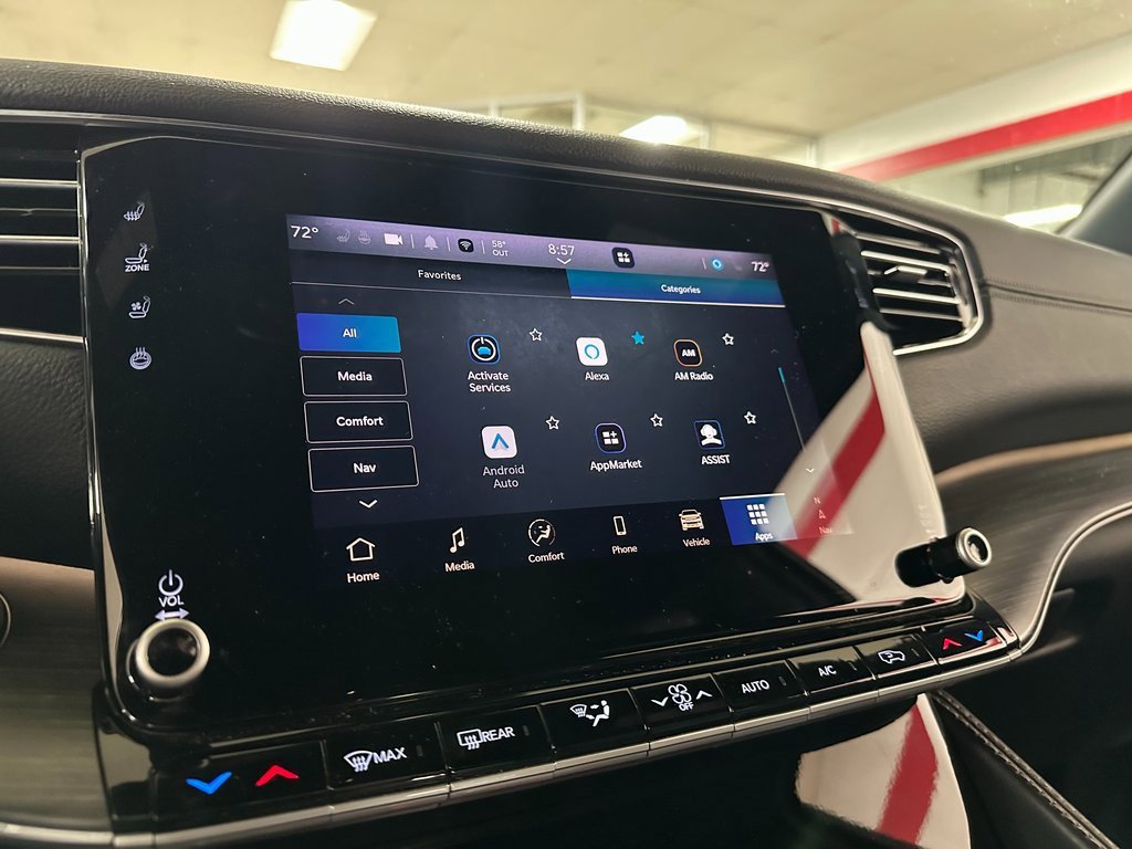 Certified 2024 Jeep Wagoneer L Series II w/ Flexible Seating Group image 25