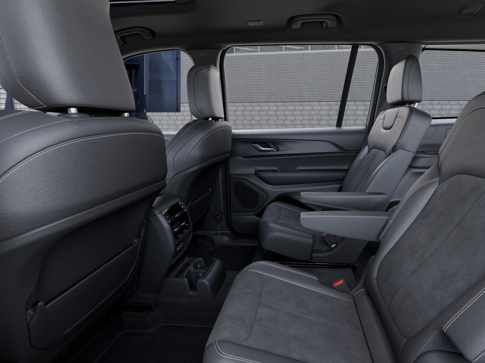 New 2025 Jeep Grand Cherokee L Altitude image 31