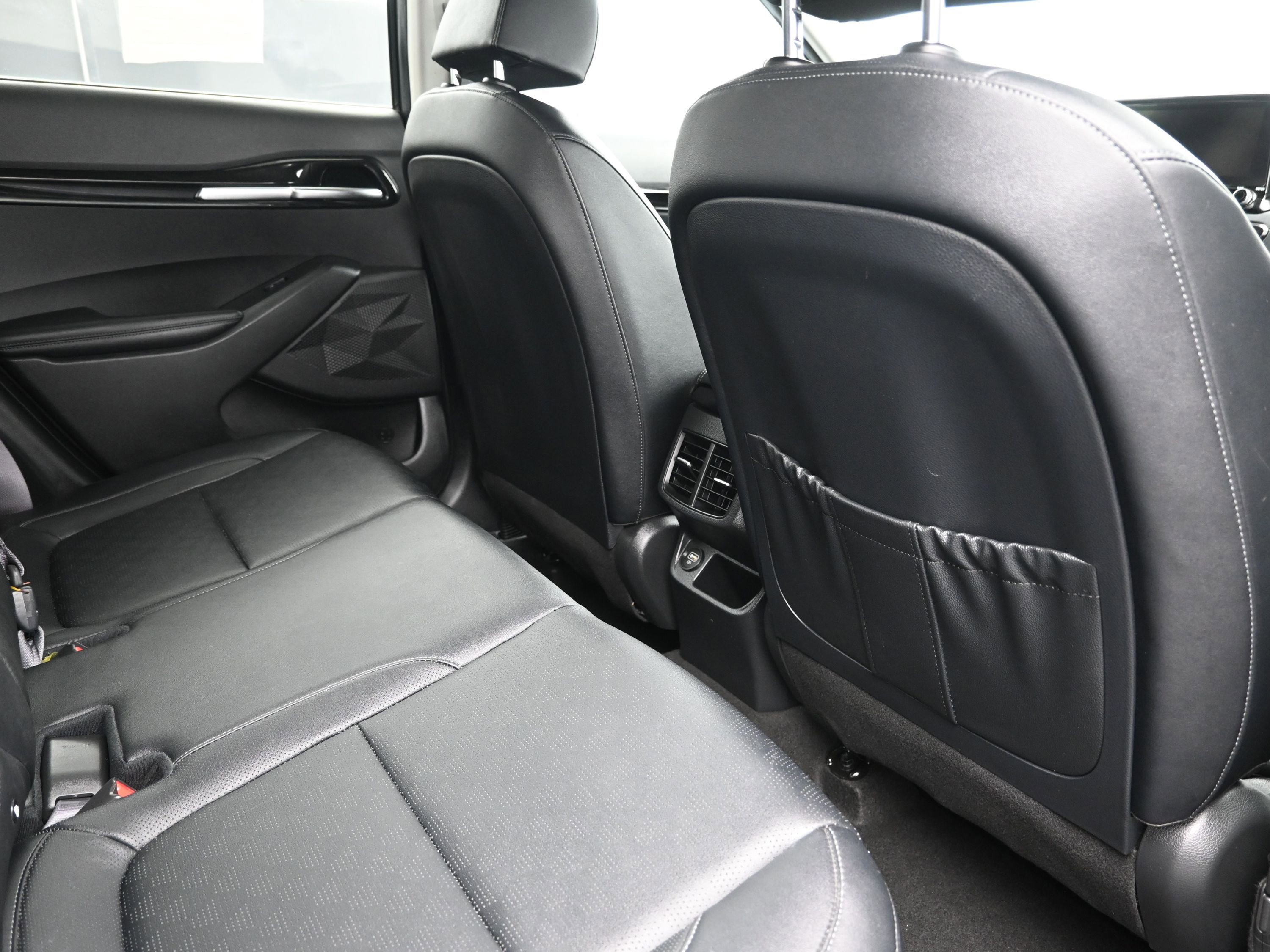 Used 2021 Kia Seltos SX image 24