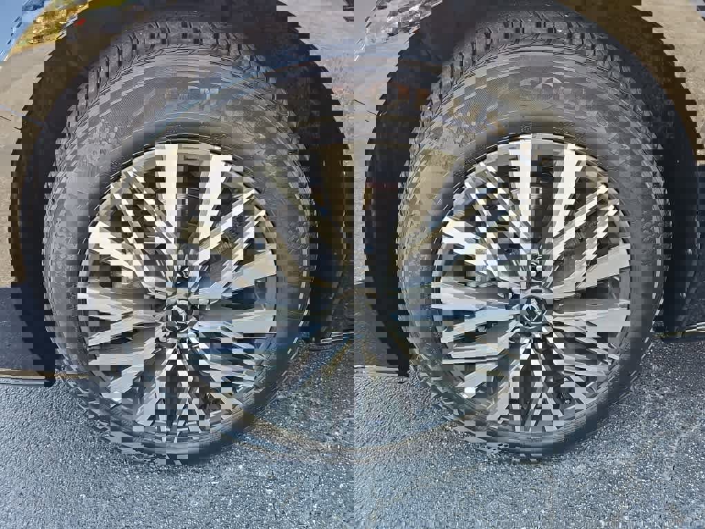 Used 2025 Nissan Altima 2.5 SV image 8