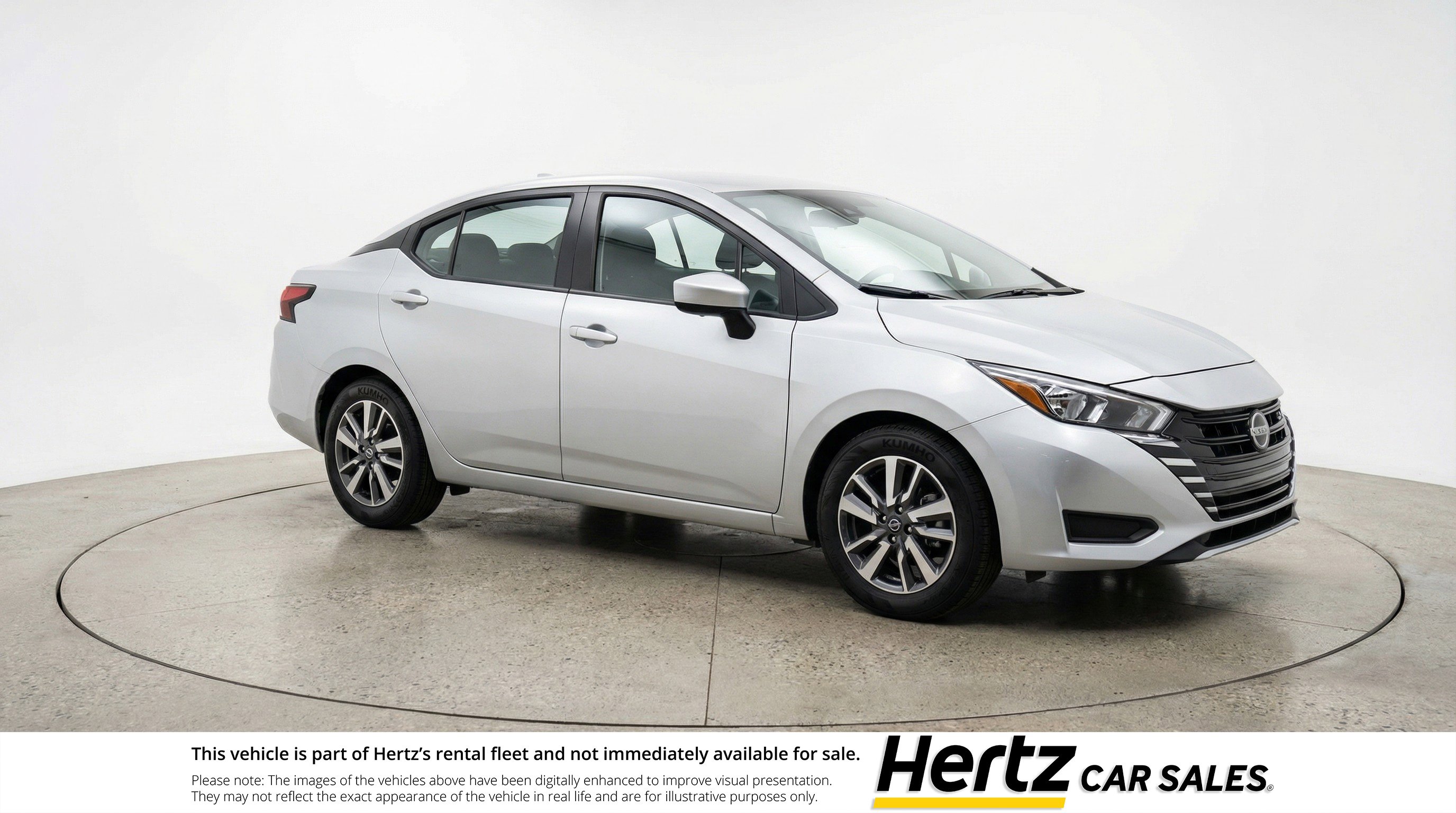Used 2025 Nissan Versa SV FWD image 1