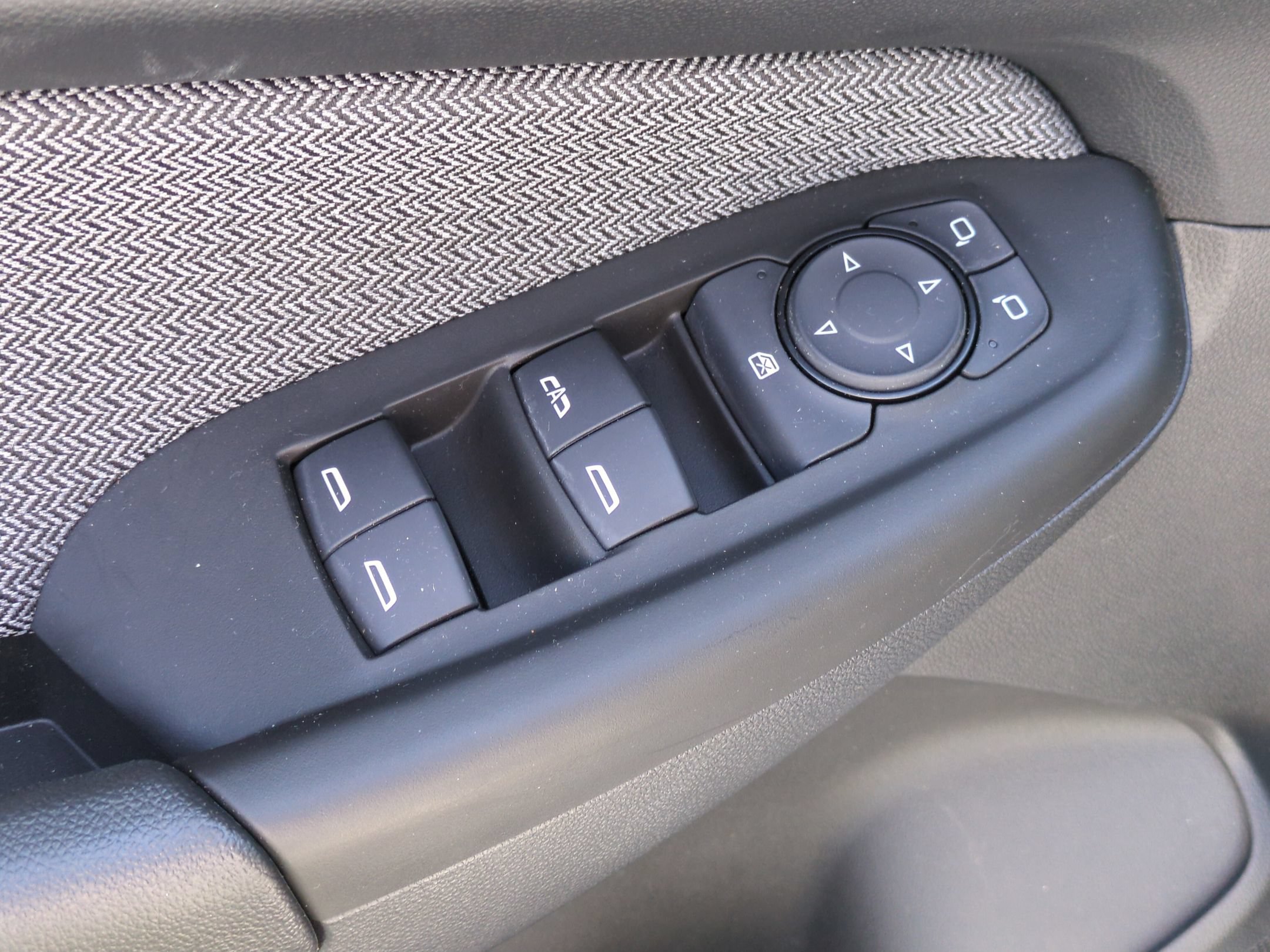 Used 2026 Chevrolet TrailBlazer LT w/ LT Cold Weather Package FWD image 15
