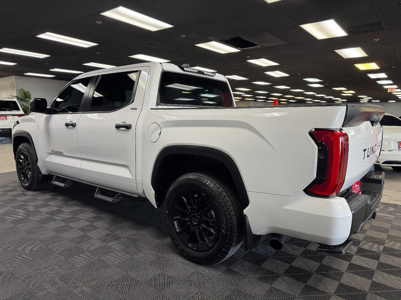 Used 2025 Toyota Tundra SR5 image 8