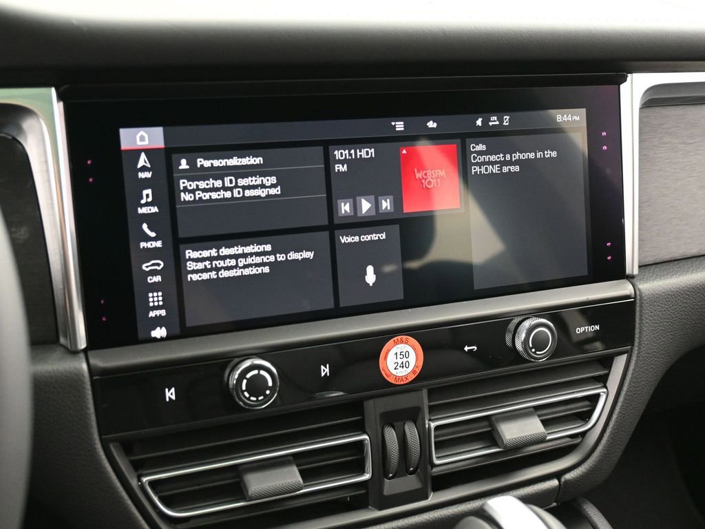 New 2026 Porsche Macan GTS AWD/4WD image 21