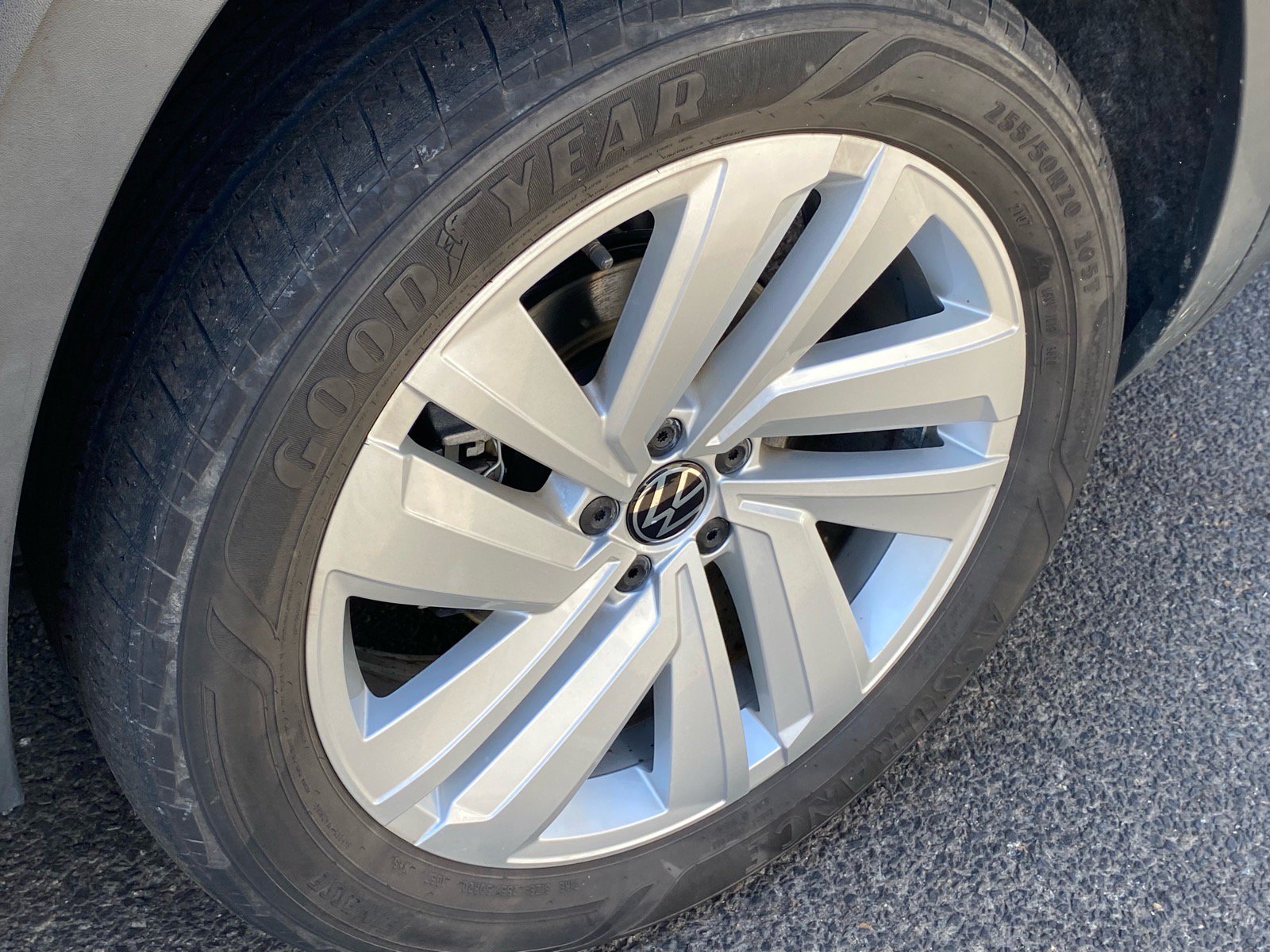 Used 2021 Volkswagen Atlas SEL AWD/4WD image 19