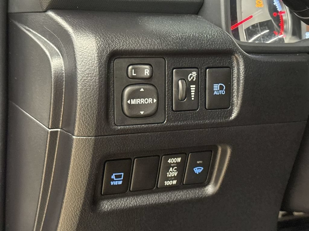 Used 2023 Toyota 4Runner Limited AWD/4WD image 35
