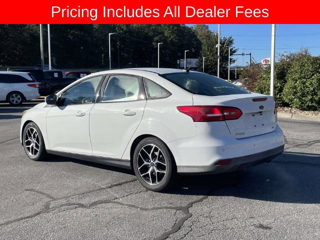 Used 2018 Ford Focus SEL FWD image 3
