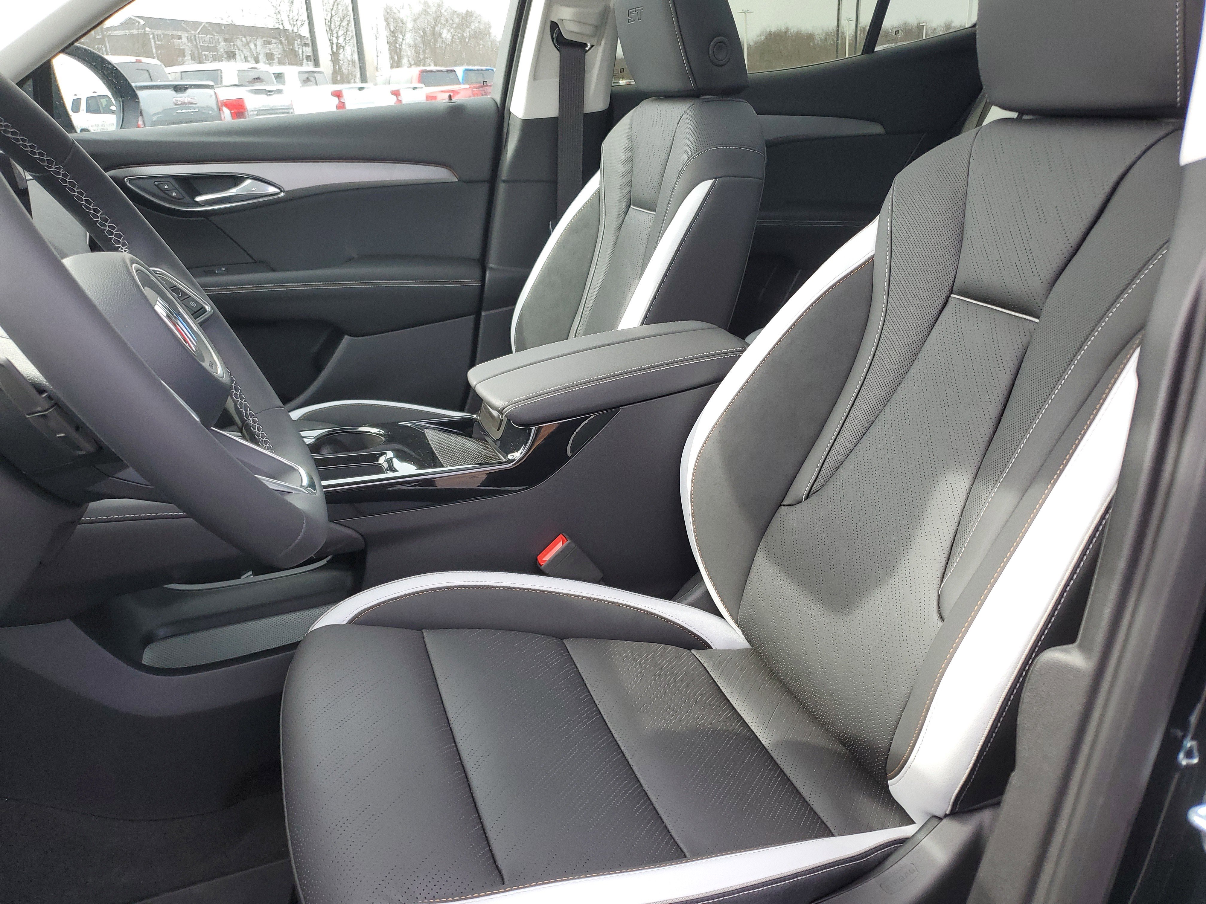 New 2026 Buick Envision Sport Touring image 29