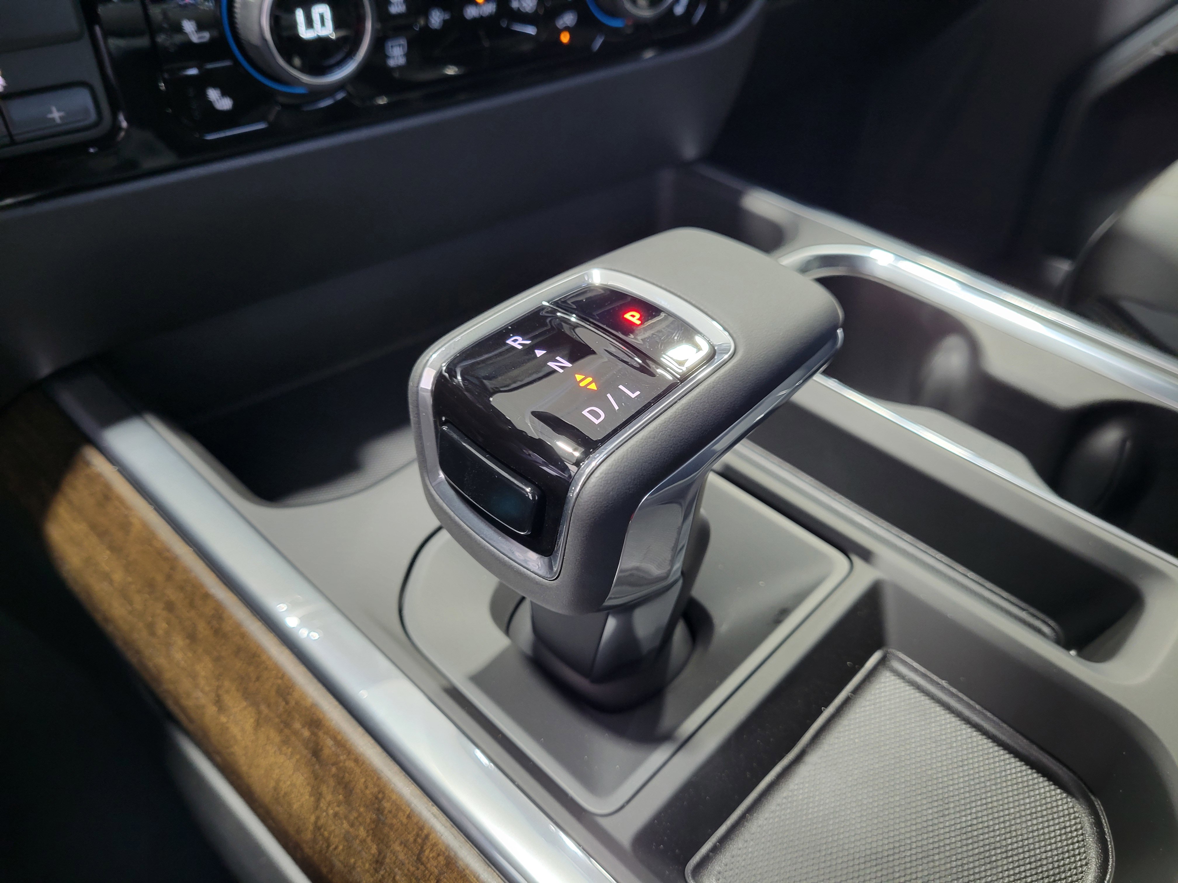 New 2026 Chevrolet Silverado 1500 High Country w/ Midnight Edition image 29