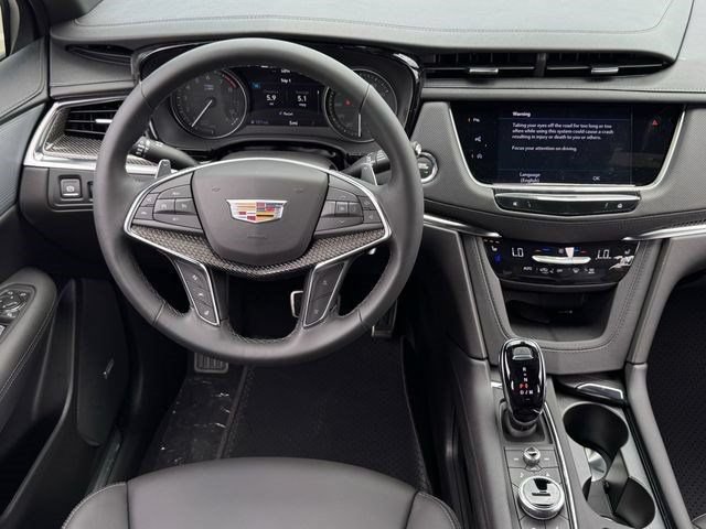 New 2026 Cadillac XT5 Sportv w/ LPO, Floor Liner Package AWD/4WD image 11