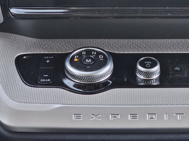 New 2027 Ford Expedition Active RWD image 21