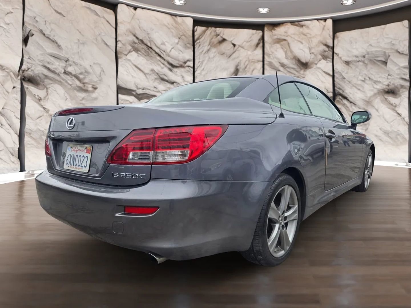 Used 2012 Lexus IS 250C image 6