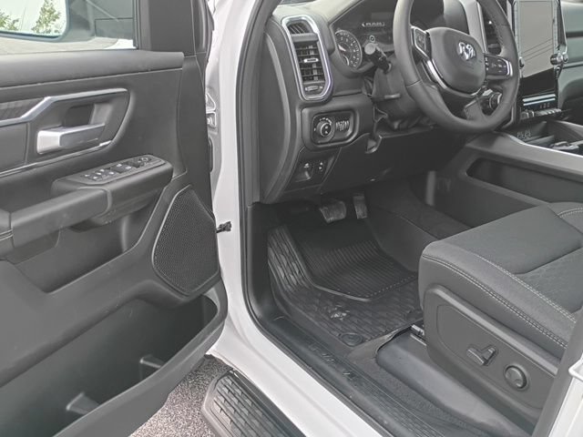 New 2026 RAM 1500 Big Horn AWD/4WD image 10