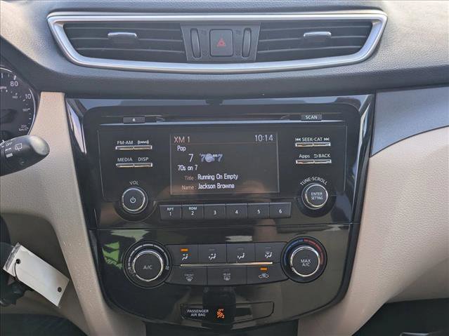 Used 2016 Nissan Rogue S w/ Appearance Package image 13