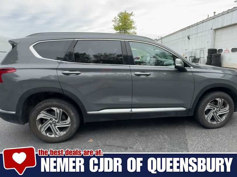 Used 2021 Hyundai Santa Fe SEL w/ Convenience + Premium Package AWD/4WD image 9