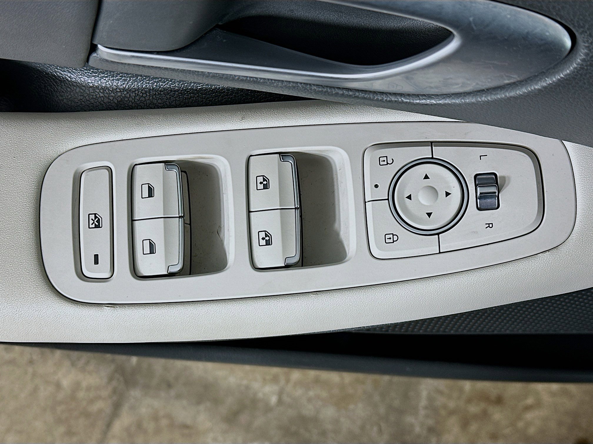 Used 2025 Hyundai Sonata SEL image 15