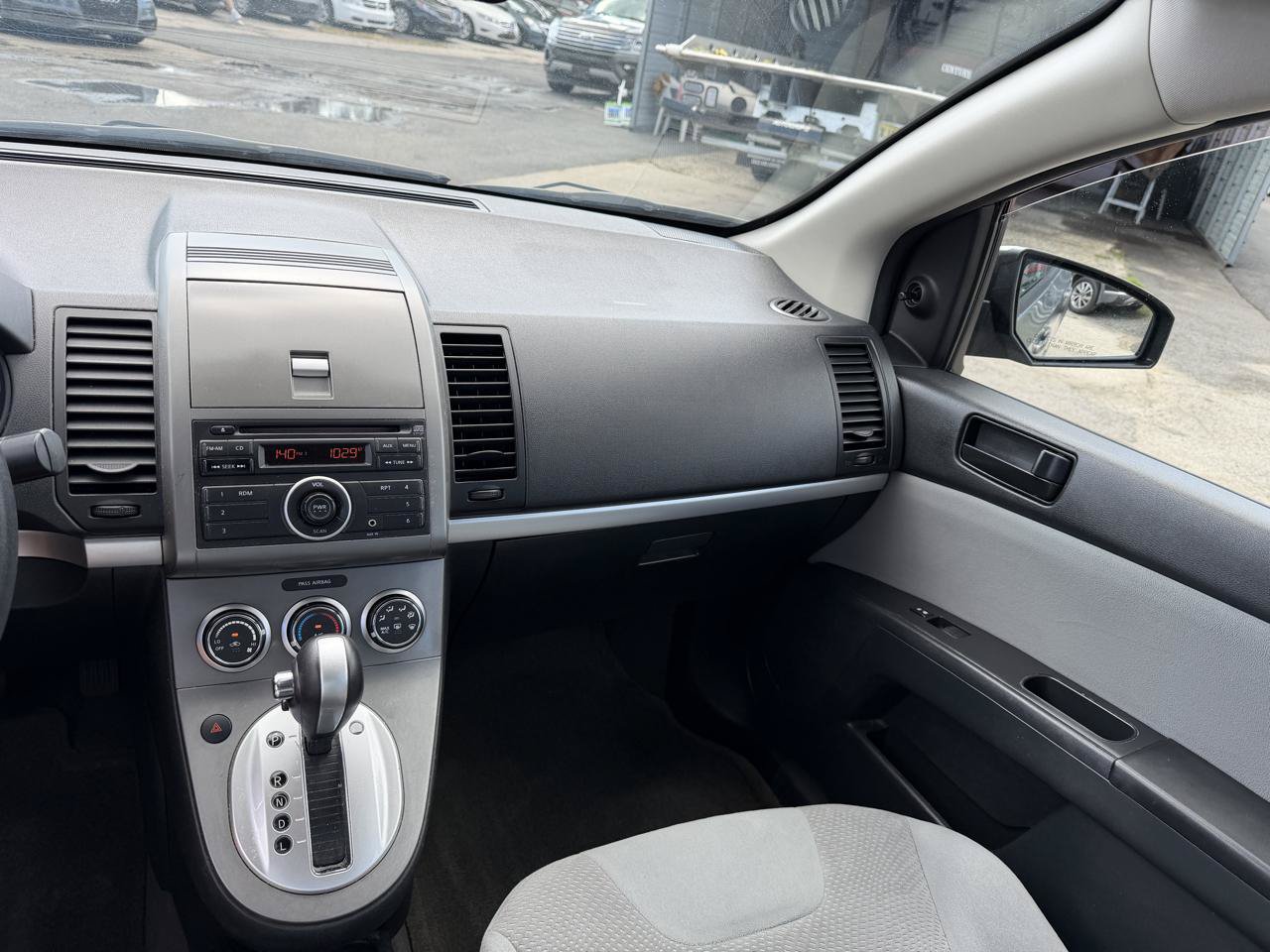 Used 2011 Nissan Sentra 2.0 FWD image 12