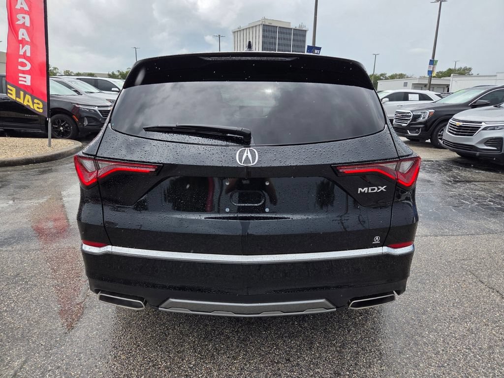 Used 2025 Acura MDX FWD image 11