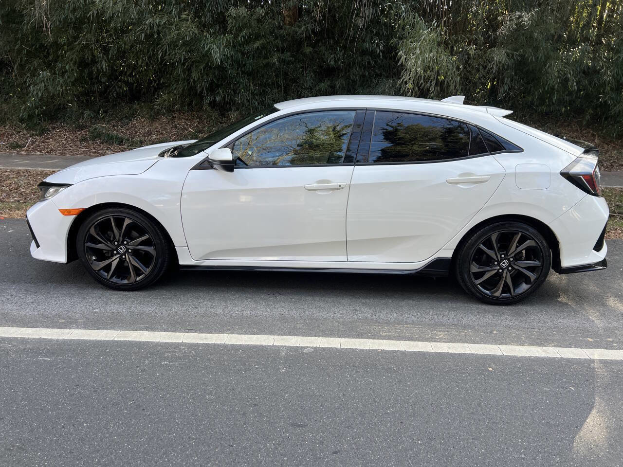 Used 2017 Honda Civic Sport image 16