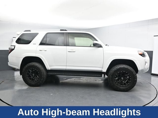 Used 2022 Toyota 4Runner SR5 AWD/4WD image 14
