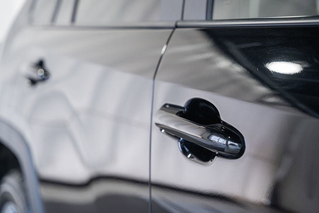 Used 2025 Toyota RAV4 XLE image 15