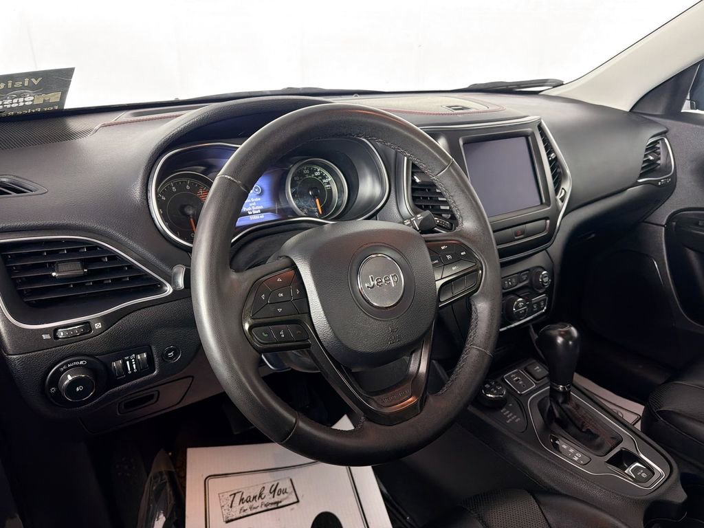 Used 2022 Jeep Cherokee Trailhawk w/ Trailhawk Elite Value Package image 9