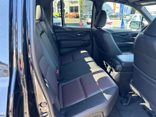 Certified 2024 Honda Ridgeline Black Edition image 19