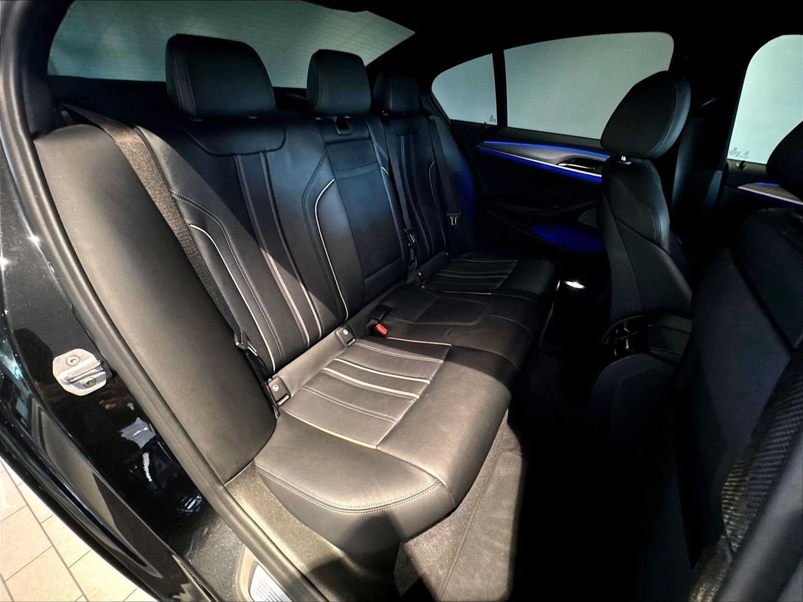 Used 2019 BMW 530e w/ M Sport Package RWD image 31