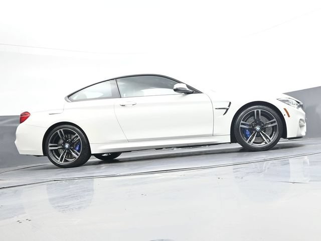 Used 2018 BMW M4 Coupe RWD image 32