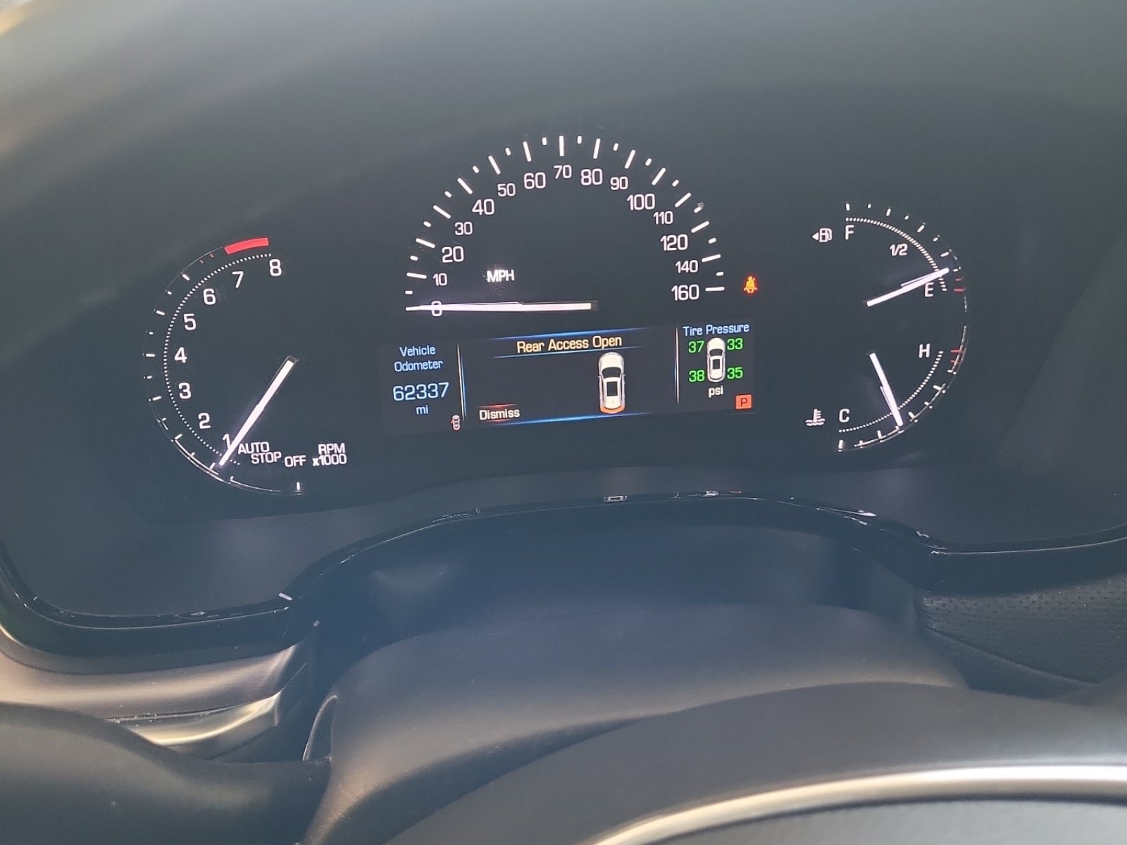 Used 2017 Cadillac XT5 Luxury FWD image 8