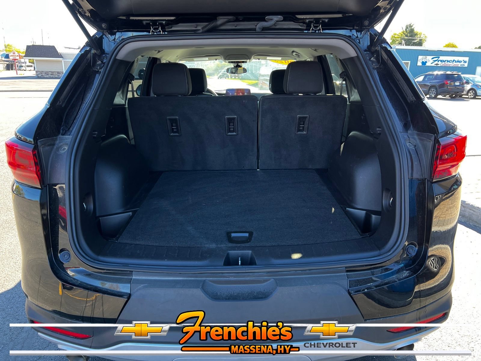 Used 2023 Chevrolet Blazer LT w/ Driver Confidence Package AWD/4WD image 5