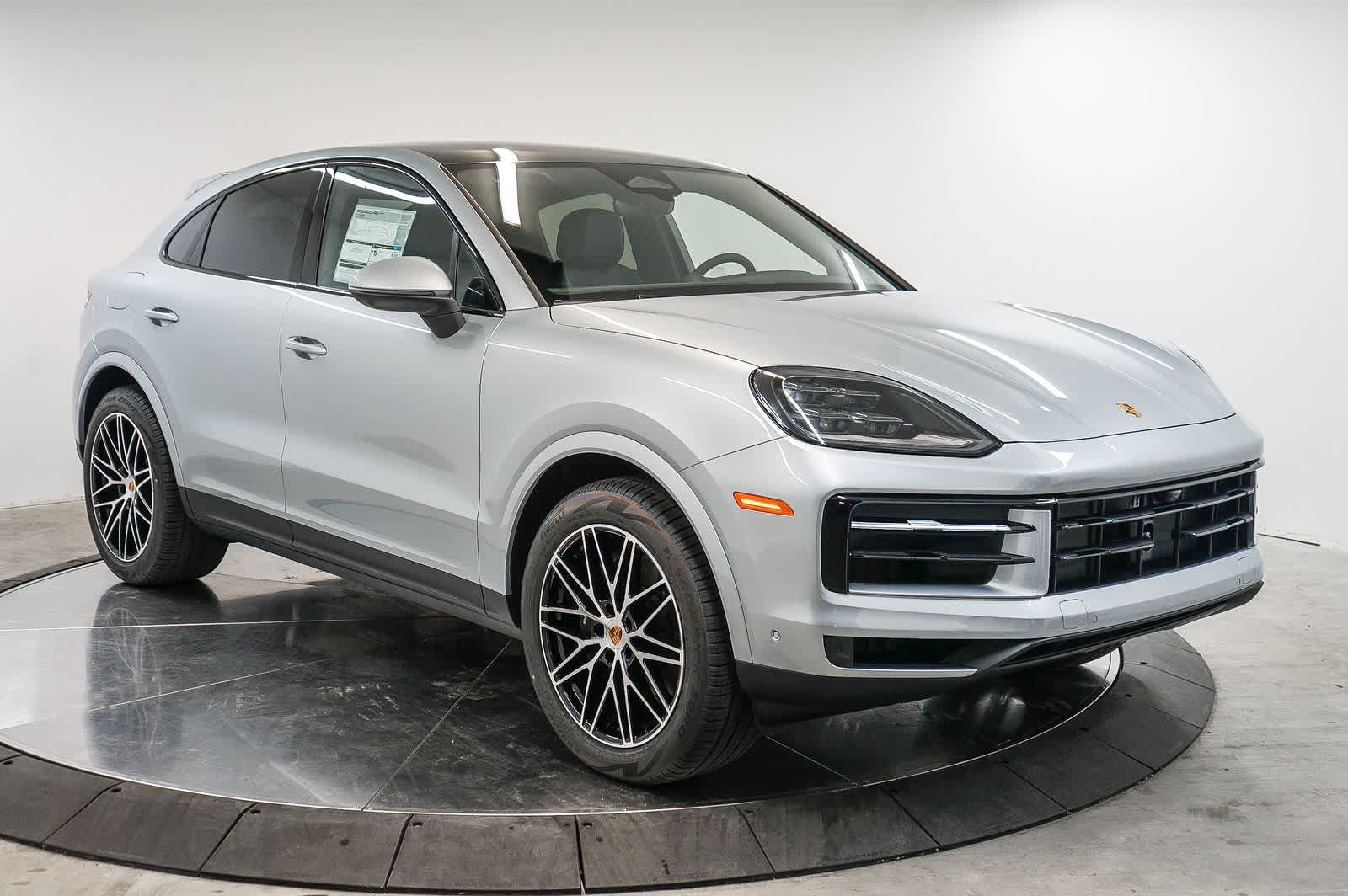 New 2026 Porsche Cayenne Coupe AWD/4WD image 7