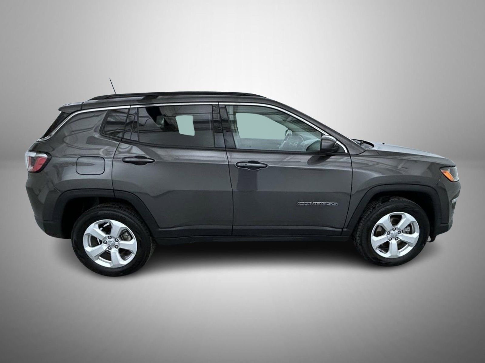 Used 2020 Jeep Compass Latitude w/ Cold Weather Group AWD/4WD image 4