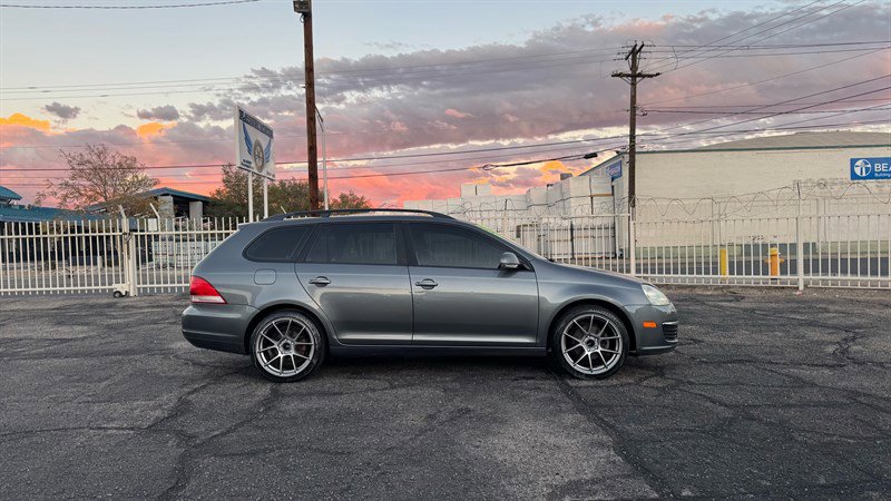 Used 2009 Volkswagen Jetta S image 3
