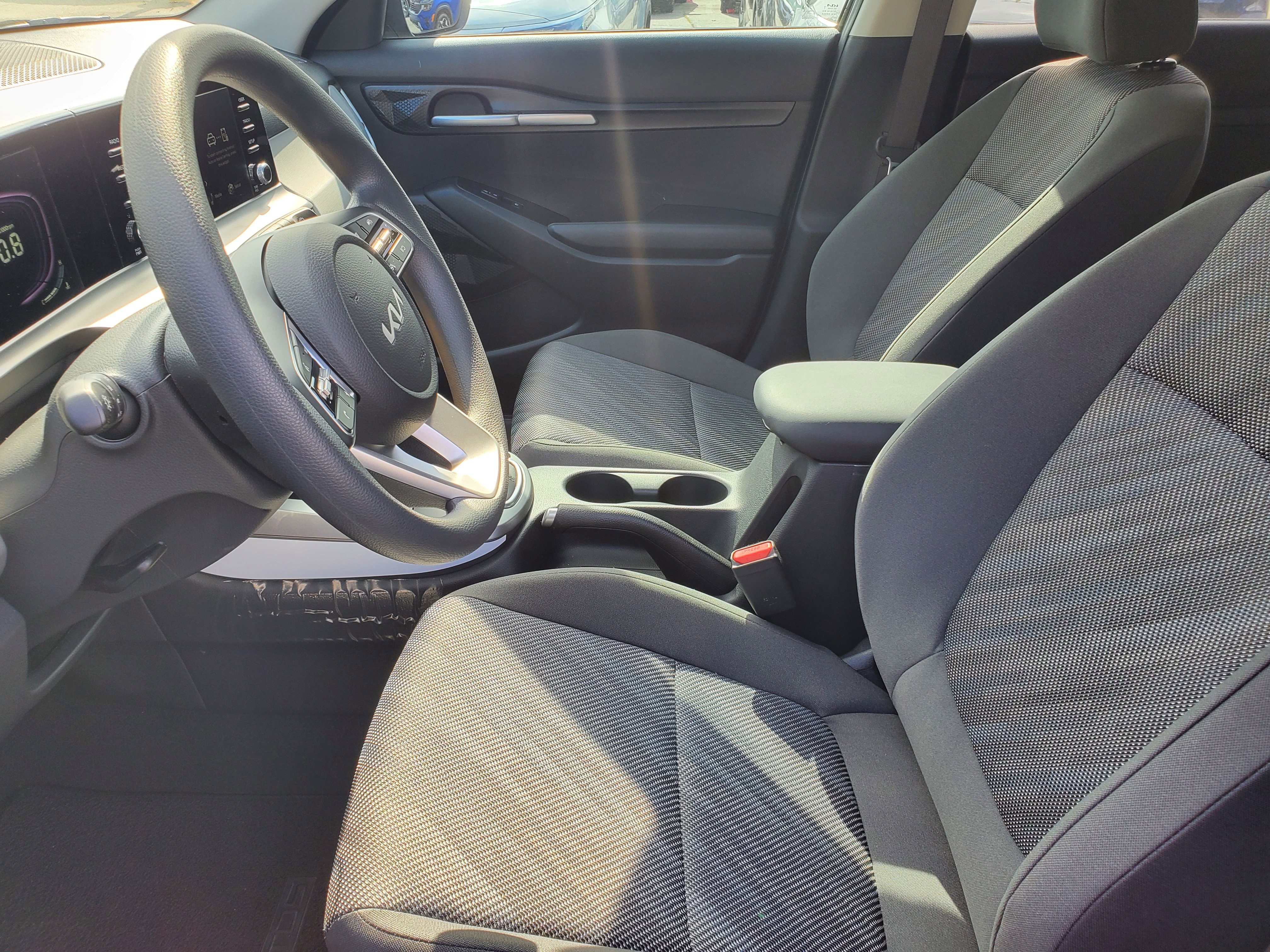 New 2026 Kia Seltos LX FWD image 18