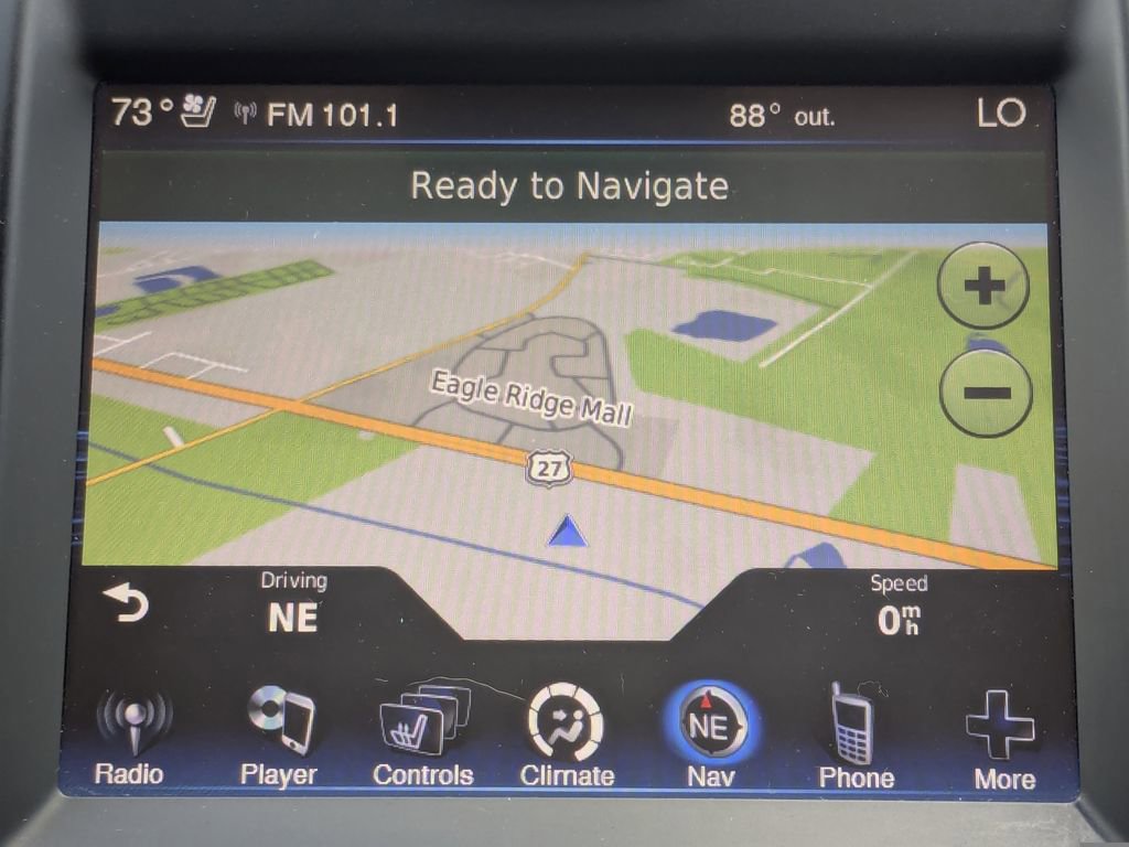 Used 2014 Chrysler 300 C RWD image 28