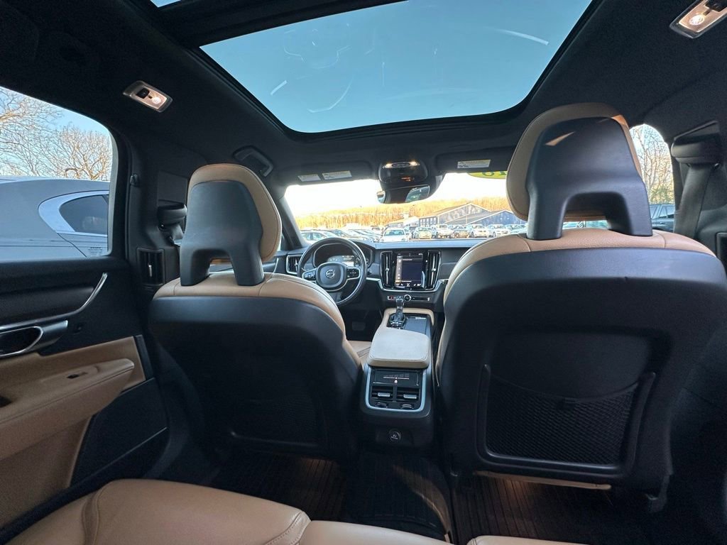 Used 2018 Volvo V90 T5 Cross Country w/ Convenience Package image 37