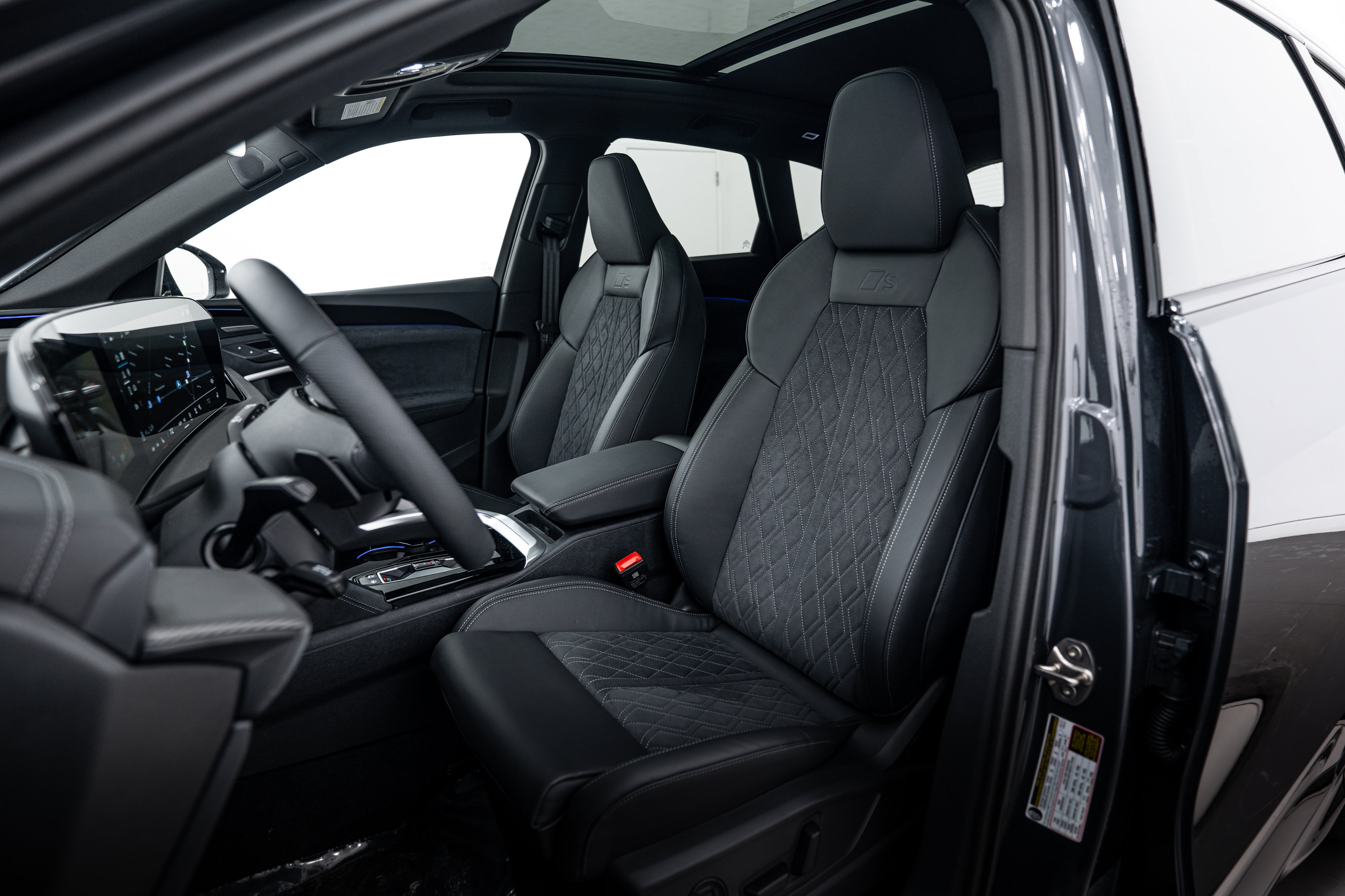 New 2025 Audi SQ5 Premium Plus image 15