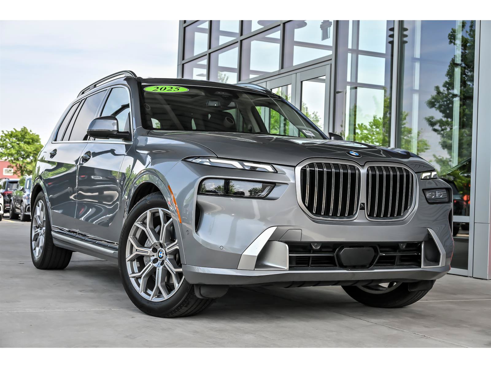 Used 2025 BMW X7 xDrive40i AWD/4WD video 1