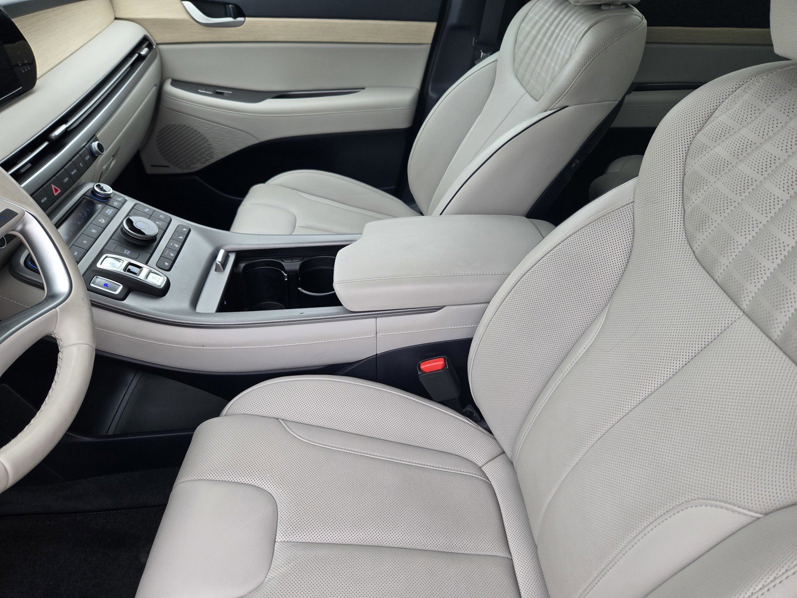 Used 2025 Hyundai Palisade Limited image 14