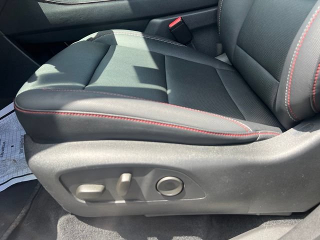 Used 2024 Chevrolet Traverse Z71 AWD/4WD image 25