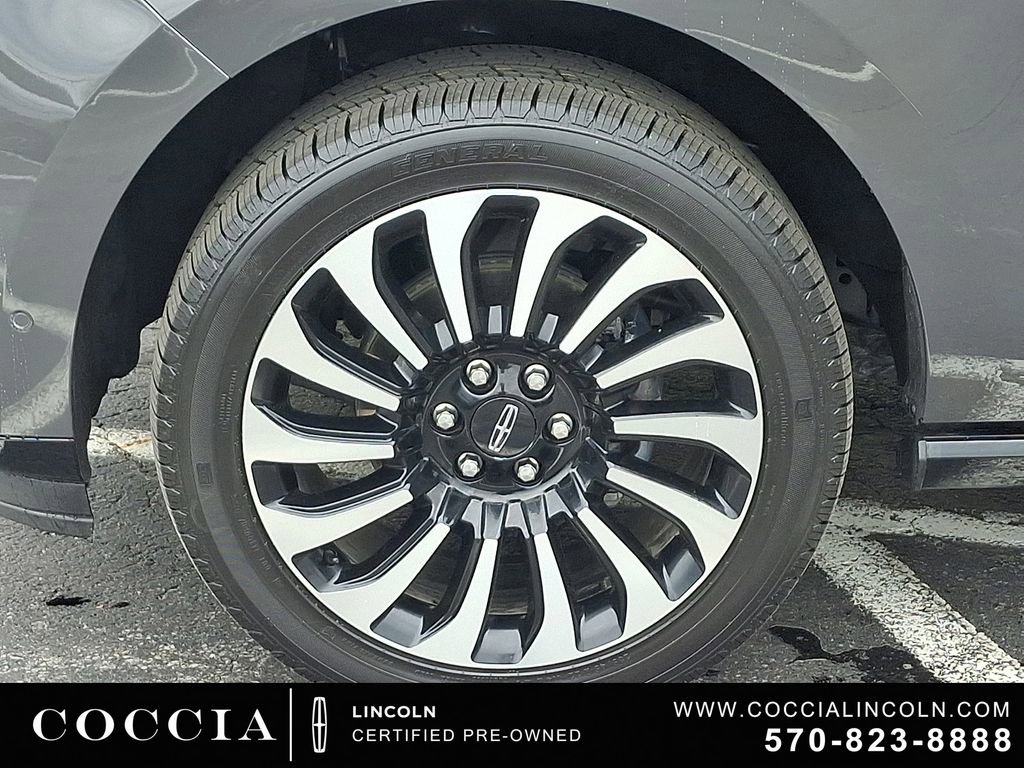 Used 2023 Lincoln Navigator L Black Label AWD/4WD image 8
