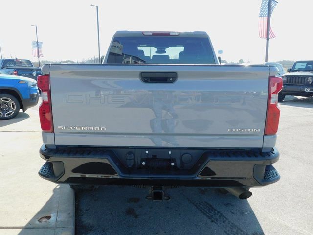 Used 2025 Chevrolet Silverado 2500 Custom image 25