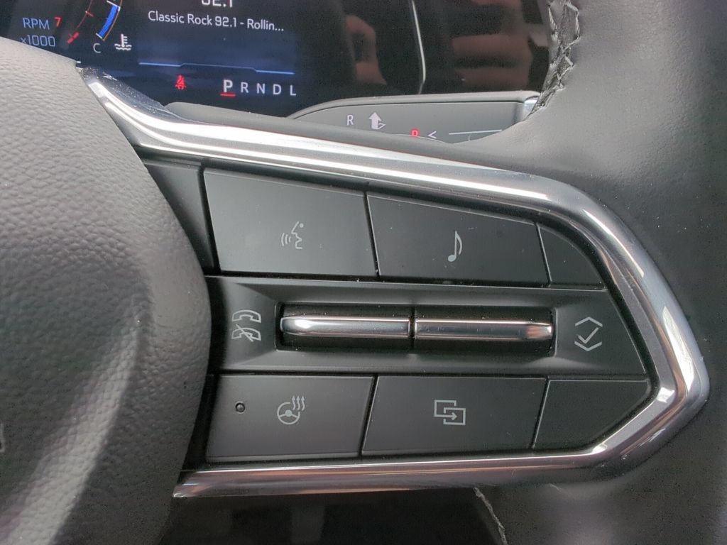 Used 2025 Chevrolet Equinox LT w/ Safety and Technology Package AWD/4WD image 29